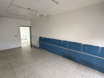 Casa en Renta Segundo Nivel para Oficinas con Uso de Suelo Mixto – Col. Americana, Guadalajara
