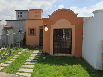 !OPORTUNIDAD UNICA DE INVERSION! ADQUIERE ESTA CASA A UN PRECIO MUY DEBAJO DEL VALOR COMERCIAL