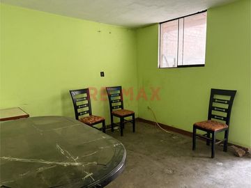 Venta Casa Como Terreno De 160M2