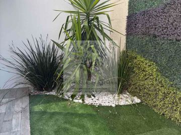 RENTA FRACC. ABITALIA RESIDENCIAL AMUEBLADA CON PANELES SOLARES