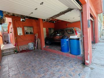 Casa en venta en Villa Fontana I, Calle Roma