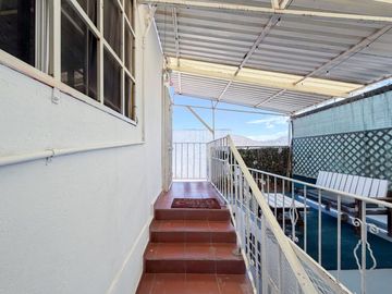 Casa en venta en Villa Fontana I, Calle Roma
