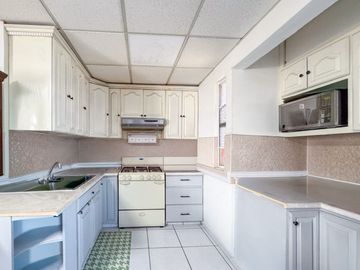 Casa en venta en Villa Fontana I, Calle Roma