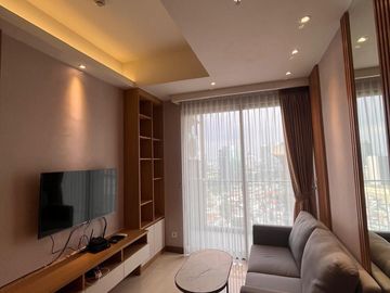 Disewakan Apartement Sudirman Hill Mid Floor 1BR Full Furnished