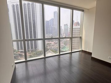 FOR SALE: 2BR in Park Central Towers, Makati CBD