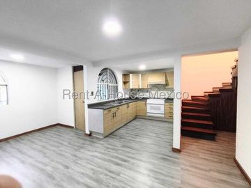Los Olvera - VENTA. Casa en calle abierta con 3 recámaras y área de TV