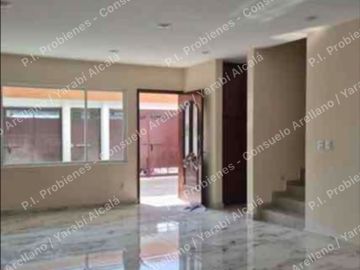 Oportunidad! bonita casa en renta en Jardines de Bellavista