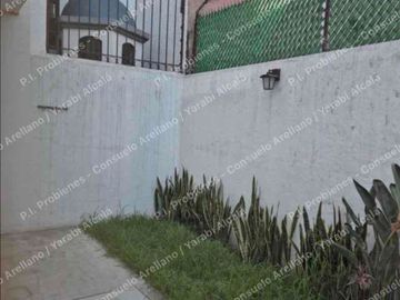 Oportunidad! bonita casa en renta en Jardines de Bellavista