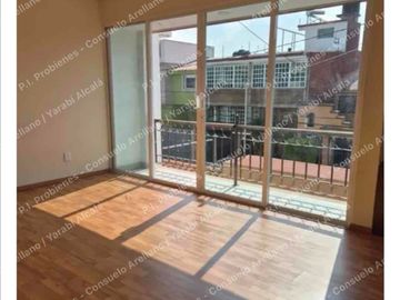 Oportunidad! bonita casa en renta en Jardines de Bellavista