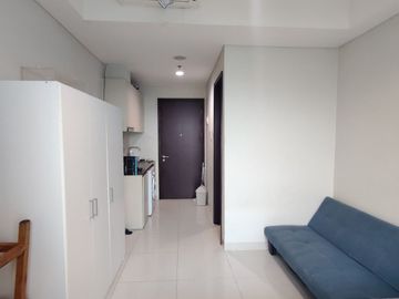 Sewa Apartemen Puri Mansion Studio Furnish Terjangkau