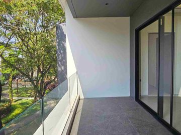 dijual brand new hoek fasum di foresta bsd  city