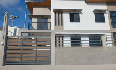 House and Lot For Sale in Salaban Amadeo Cavite (near tagaytay)-MC