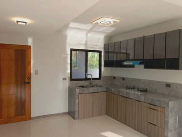 House and Lot For Sale in Salaban Amadeo Cavite (near tagaytay)-MC