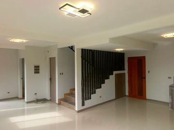 House and Lot For Sale in Salaban Amadeo Cavite (near tagaytay)-MC