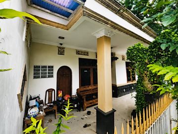 Rumah LELANG SHM 1,5 lantai nyaman di Komp.Pharmindo, CImahi