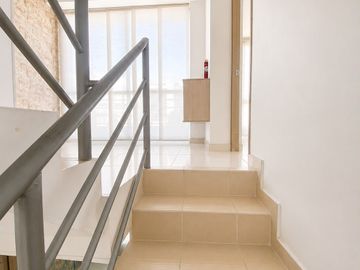 HERMOSA CASA EN VENTA EN EL CONJUNTO CERRADO APOSENTOS!