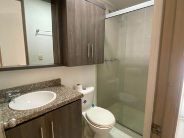 HERMOSA CASA EN VENTA EN EL CONJUNTO CERRADO APOSENTOS!