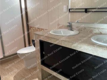 SE RENTA CASA AMPLIA DE 3 NIVELES CON JACUZZI, 3 RECÁMARAS , ALBERCA COMÚN . UBICADA EN ALAMOS1