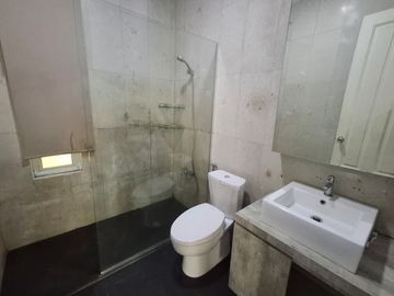 Dijual Rumah Villa Panbil, Muka Kuning