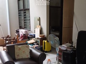 RUMAH DI VILLA MELATI MAS BLOK PALING DEPAN LOKASI STRATEGIS DEKAT JALAN RAYA - MELATI MAS - SERPONG