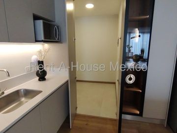 Zibatá - Casa con área de TV, 2 recámaras, amenidades. VENTA
