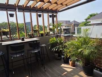 Jual rumah modern di Kebayoran Residence Bintaro jaya