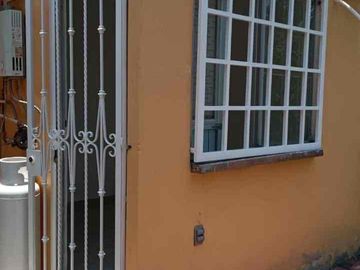 Casa de una planta en La Campiña, Emiliano Zapata, Morelos.