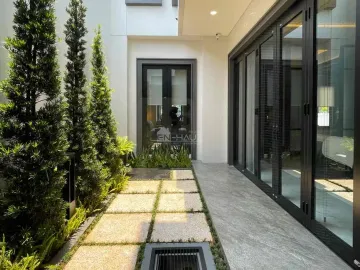 Di Jual Rumah Mewah Gading Serpong Cluster Matera Signature