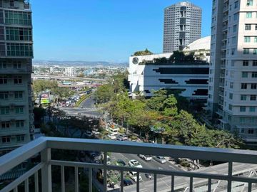 Fully Furnished 1BR Condo with Parking & Balcony for Sale at Two Serendra, BGC