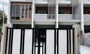 RFO Brandnew 2 Storey Townhouse For Sale with 3 Bedrooms Located in Commonwealth Quezon City-JV2