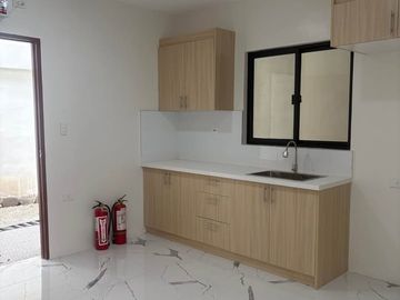 Brandnew Modern 2Car Garage House and Lot for Sale in BF Resort Las pinas-MD