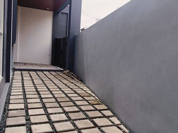 Corner House and Lot for Sale in Talon Singko Las Pinas with Roofdeck-MD