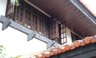 South-Facing Redevelopment Estate at Lot Value in Ayala Alabang Village