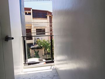 Branndew Modern Corner House and Lot for Sale in Las pinas-MD