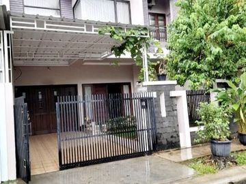 Rumah 2 Lantai Dekat Mall di Galaxy Bekasi