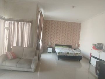 Rumah 2 Lantai Dekat Mall di Galaxy Bekasi