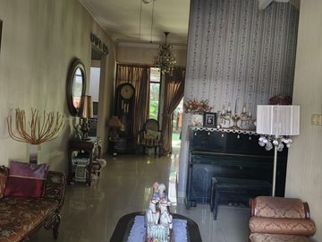 Rumah 2 Lantai Dekat Mall di Galaxy Bekasi