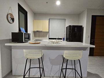 P Fl Disewakan Apartemen 2 BR Lloyd Alam Suitera Full Furnished Min. 2 Thn
