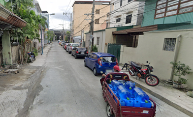 FOR SALE - Lot with Old House in Palanan, Makati City