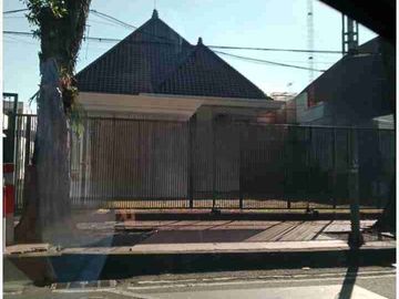 Disewakan Tempat Usaha di Raya Darmo Depan Taman Bungkul Cocok buat Hunian