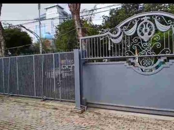 Disewakan Tempat Usaha di Raya Darmo Depan Taman Bungkul Cocok buat Hunian