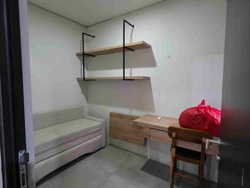 Rumah dengan Attic Dijual dekat mall Eastvara BSD City
