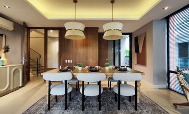 4 Storey Luxury Townhouse For Sale Located in Paco Manila with 4 Bedrooms and 3 Car Garage-JV2