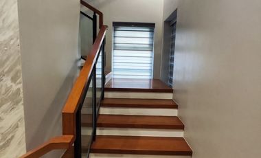 For Sale 4 Bedrooms 4 Storey Luxury Townhouse in Quiapo Manila with 24/7 Security and Swimming Pool-JV2