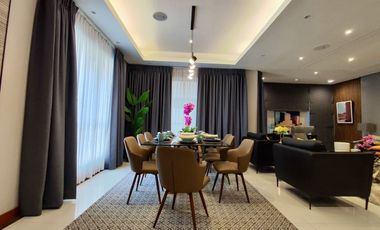 For Sale 4 Bedrooms 4 Storey Luxury Townhouse in Quiapo Manila with 24/7 Security and Swimming Pool-JV2
