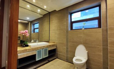 For Sale 4 Bedrooms 4 Storey Luxury Townhouse in Quiapo Manila with 24/7 Security and Swimming Pool-JV2