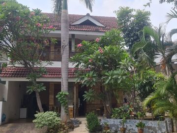 Rumah 2 Lantai Siap Huni di Taman Bougenville Estate Jatibening Bekasi