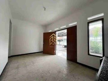 Rumah Siap Huni di Kembar Buahbatu Batununggal Kota Bandung Stretgis