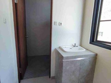 Jual Rumah dkt Sekolah Robbani Arcamanik pusat kota Bandung timur