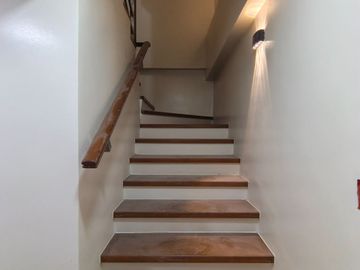 On-going 4 Storey Townhouse Units Located in Laging Handa Quezon City Preselling-JV2